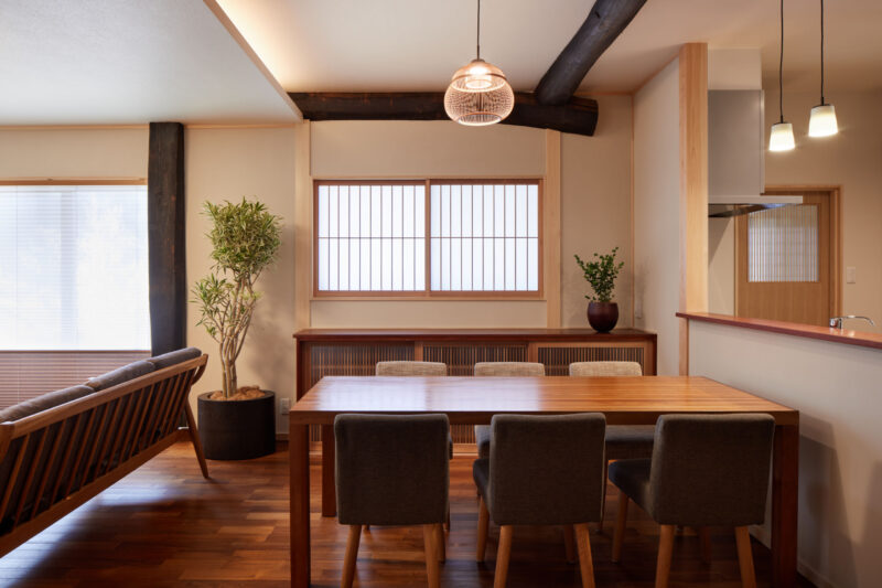 山間の古民家改修工事／井原市